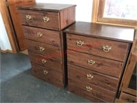 2 chest of drawers