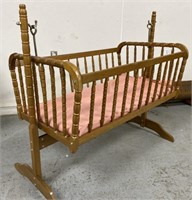Swinging Wood Modern Baby Cradle