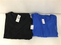 ASSORTED GILDAN SHIRT SIZES XL, MEDIUM