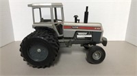 Scale Models White Farms 2-180 Field Boss Duals