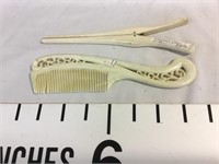 Vintage Plastic Comb and Bone Glove stretcher