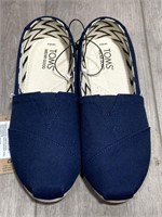 Toms Ladies Canvas Shoes Size 6