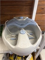 Foot Soaker and Massager Machine - Works