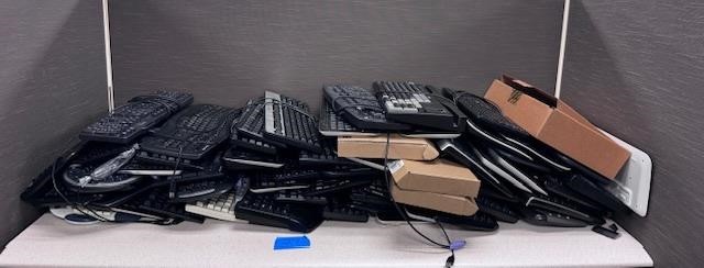 Huge Lot Keyboards-See Pictures