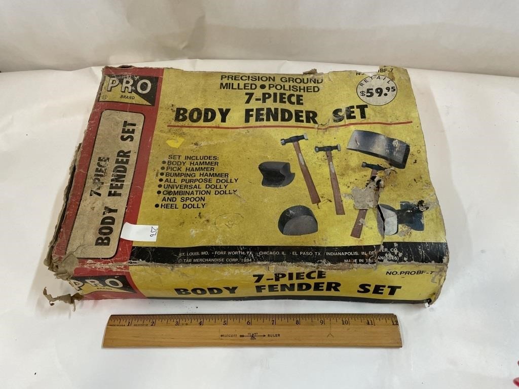 Vintage 7 Piece Body Fender Set