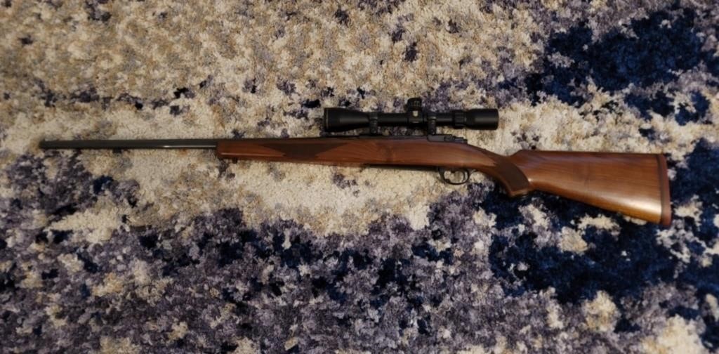 RUGER M77 BOLT ACTION 25'06 CALIBER