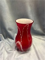 BEAUTIFUL BX GLASS RED AND WHITE VASE