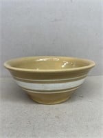 Stoneware glazed bowl