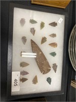 Collection of arrowheads.