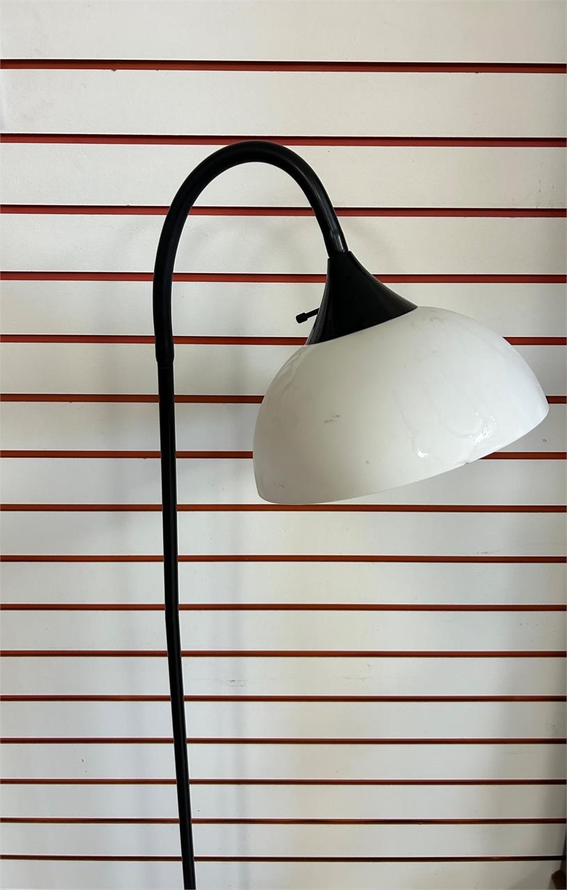 Adjustable Floor Lamp w/white plastic shade works