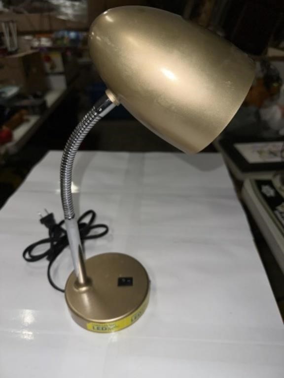 GOLD LED DESK LAMP