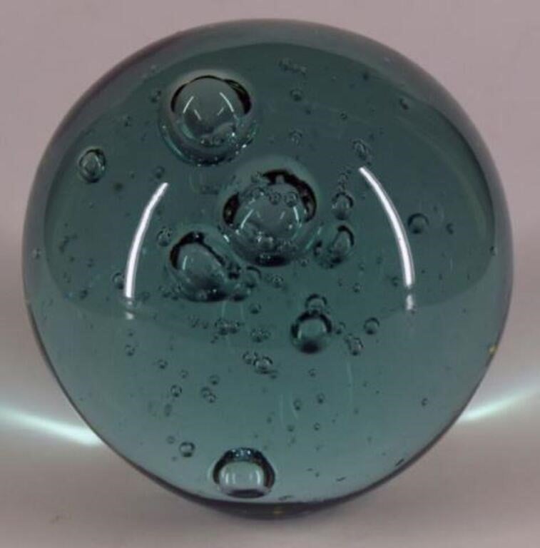 Large Controlled Bubble Green Paperweight