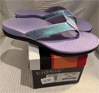 New - Vionic Flip Flops