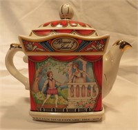 Romeo and Juliet Sadler Tea Pot Staffordshire