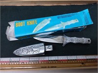 Boot knife