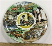 World Wide Art Studios beef decorative plate