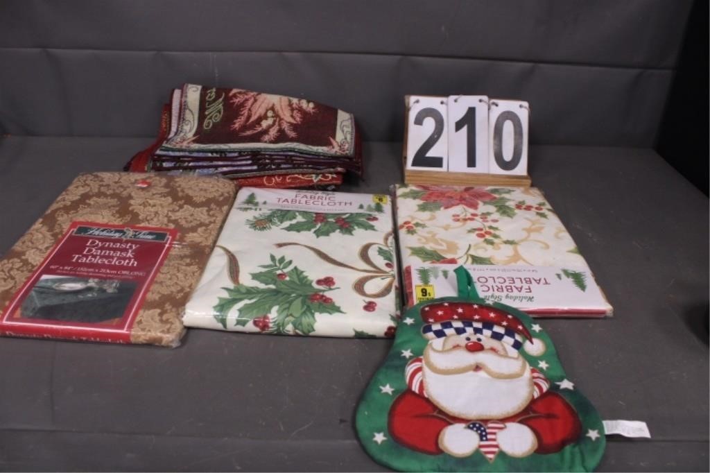 Holiday Place Mats - Tablecloths