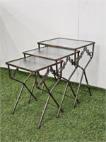 METAL BASE NESTING TABLE WITH ICE GLASS TOPS