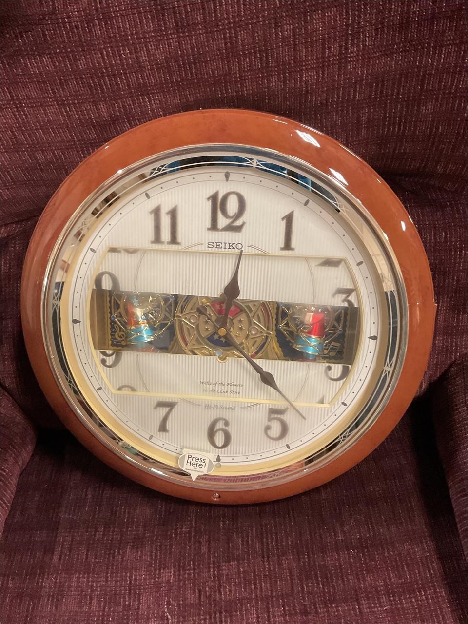 16” tall wall clock some functions not working