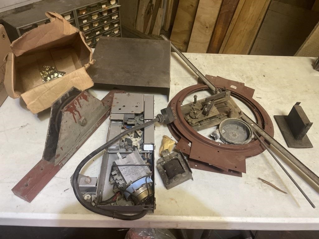 Misc electrical items, metal pulley
