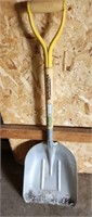 Aluminum Scoop Shovel, Fiberglass Handle