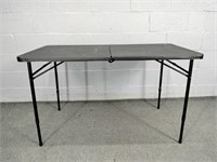 Metal Frame Plastic Top Folding Table