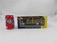 1949 Ford Woody Wagon, voiture die cast 1:24