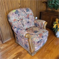M124 Lovely Fabric w wood trim arm chair