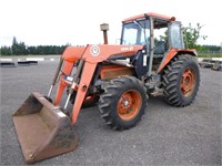 Kubota M9580 4x4 Tractor Loader