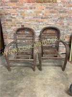 Pair of outdoor chair frames