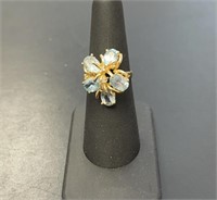 10 KT Aquamarine and Diamond Ring