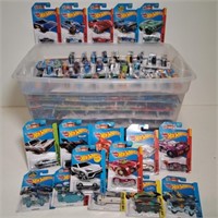 Hot wheels: 2013 New in Packages, Full Tote