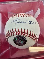 AUTHETICATED AUTOGRAPHED WILLIE MAYS BASEBALL