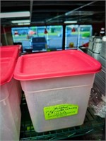 MEDIUM CAMBRO CONTAINERS WITH LIDS