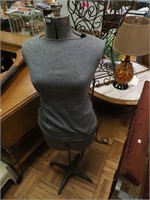 Adjustable woman dressmaker's form, 52" high