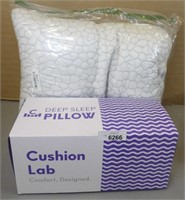 2x Plush Pillows