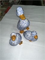3-BLUE AND WHITE DUCK NIC NACS