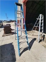 8ft Blue Fiber Glass Step ladder