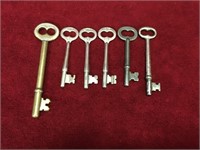 6 Vintage / Antique Skeleton Keys