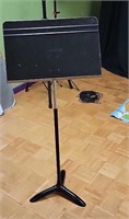 Black Metal Music Stand