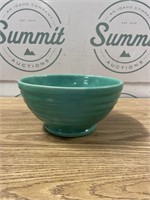 Vintage 9 inch stoneware mixing bowl