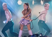 Autograph COA Ariana Grande Photo