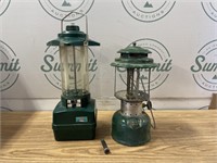 Colman lantern & Ray O Vac battery ran lantern