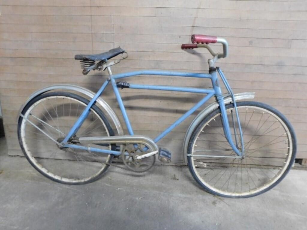 Antique Mead Co. Ranger men's bicycle w/ Head