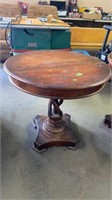 ROUND TABLE, 30" DIA, 29" TALL