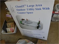 Outdoor utility sink - NIB