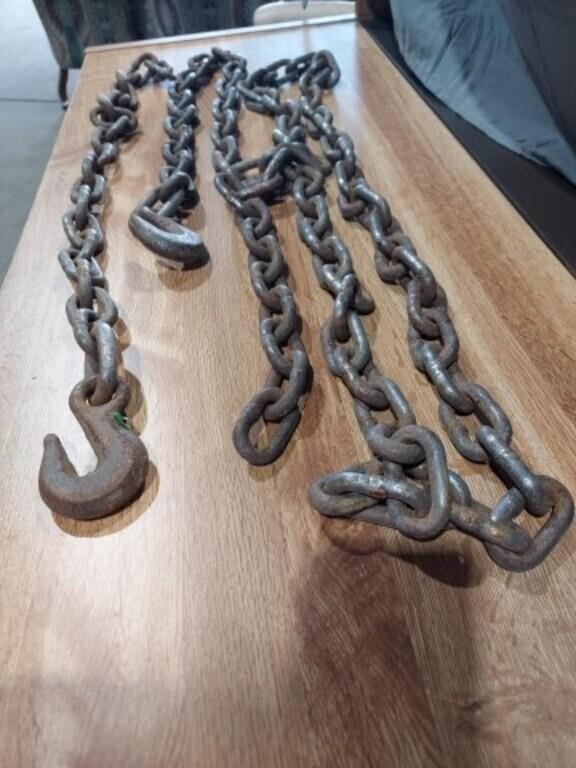 Chains with Hook