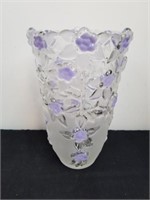Very pretty 9.25 inch vase