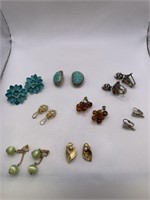 NICE LOT OF 8 VINTAGE CLIP ON EARRINGS