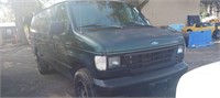 1992 Ford E-350 XL runs/moves